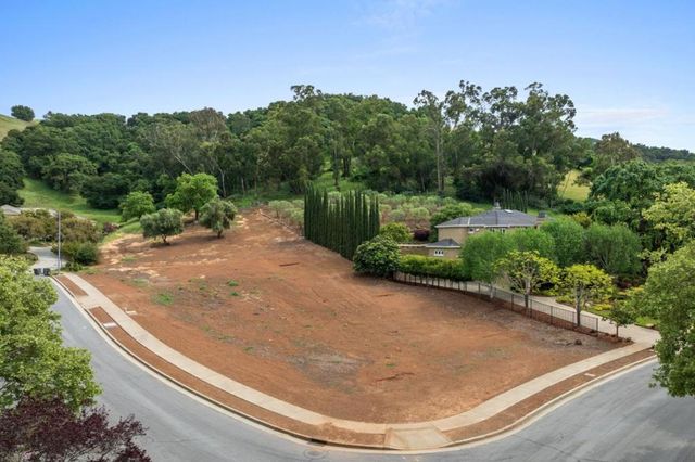640 Sparhawk Drive, Morgan Hill, CA 95037