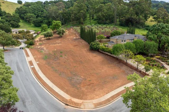 640 Sparhawk Drive, Morgan Hill, CA 95037