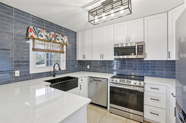 13754 ORANGE SUNSET DRIVE 202, Tampa, FL 33618