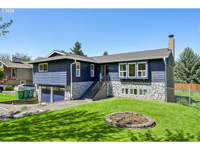 12215 Sw CRESMOOR Dr, Beaverton, OR 97008