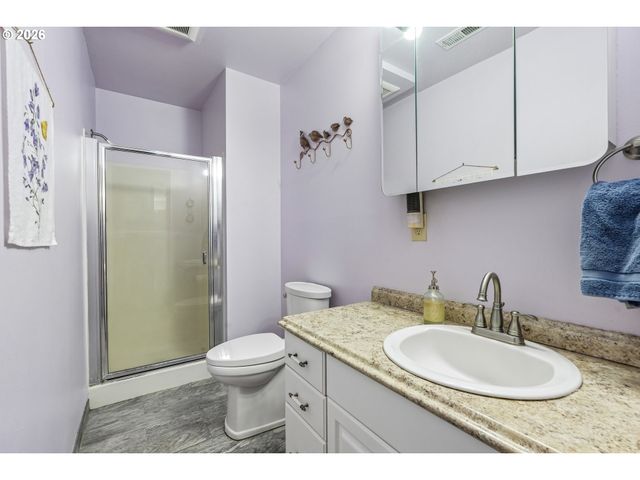 12215 Sw CRESMOOR Dr, Beaverton, OR 97008