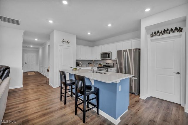 1014 Marissa Drive, Wadsworth, OH 44281