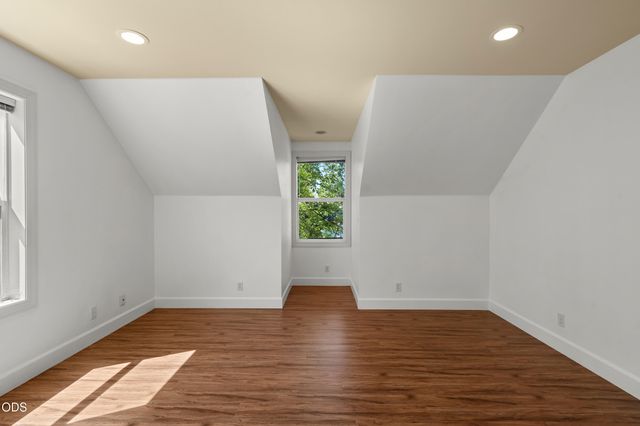 923 Bellview Avenue 2, Ashland, OR 97520