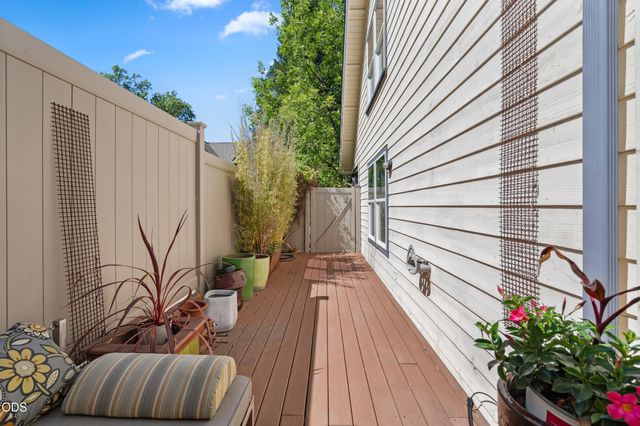923 Bellview Avenue 2, Ashland, OR 97520