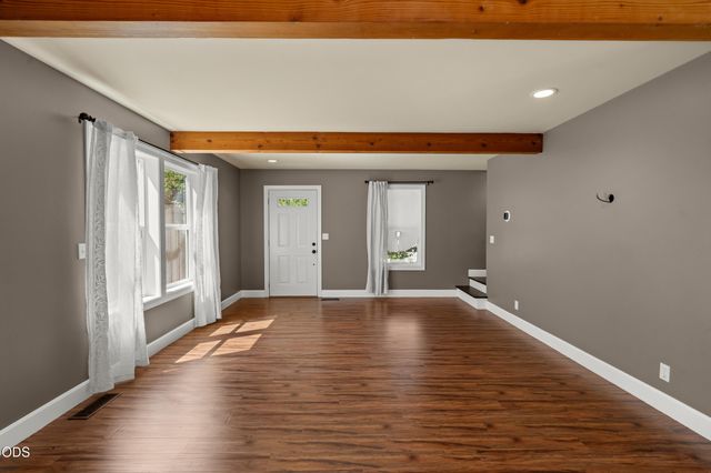 923 Bellview Avenue 2, Ashland, OR 97520