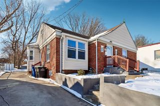 1404 Burlington Terrace, Des Moines, IA 50314