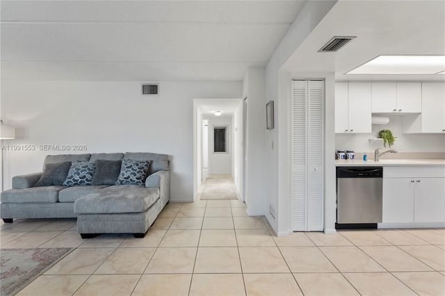 1145 N Shannon 39, Indialantic, FL 32903