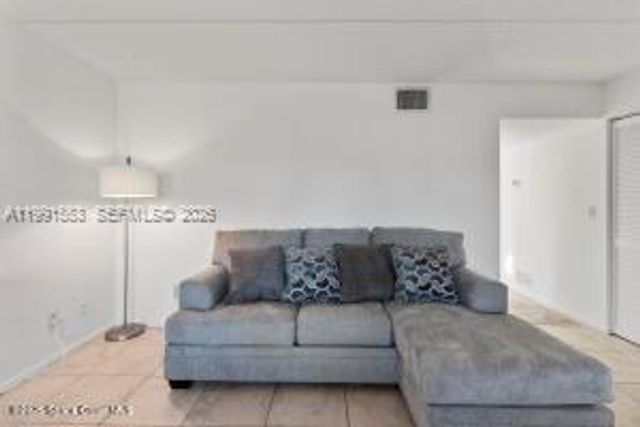 1145 N Shannon 39, Indialantic, FL 32903