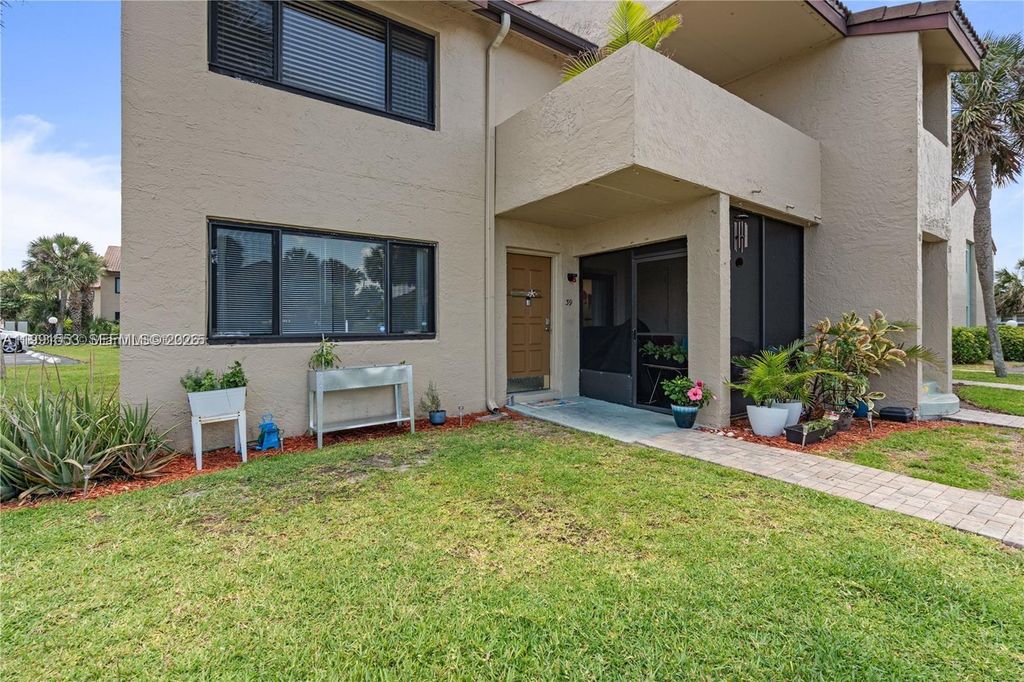 1145 N Shannon 39, Indialantic, FL 32903