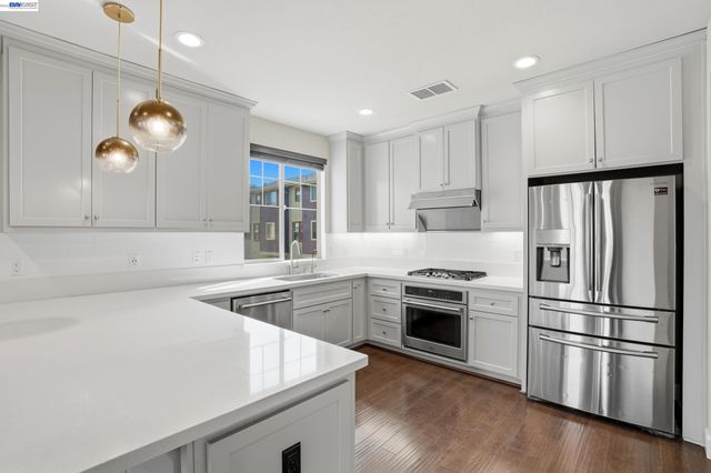 817 Tranquility Cir 4, Livermore, CA 94551