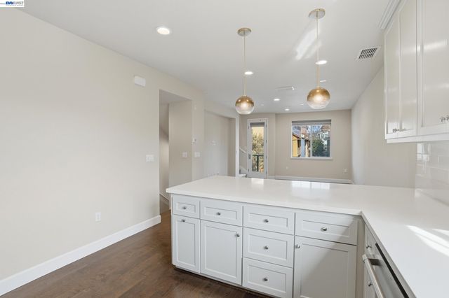 817 Tranquility Cir 4, Livermore, CA 94551