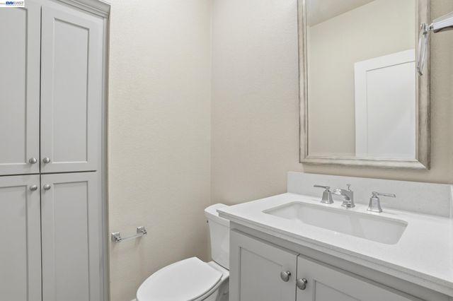 817 Tranquility Cir 4, Livermore, CA 94551