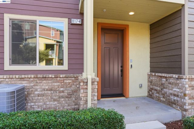 817 Tranquility Cir 4, Livermore, CA 94551