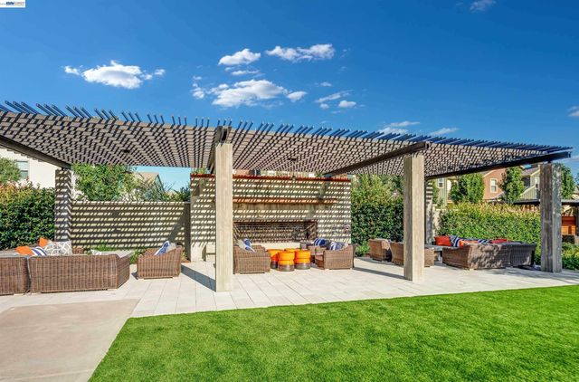 817 Tranquility Cir 4, Livermore, CA 94551