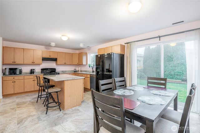 17008 SE 183rd Place, Renton, WA 98058