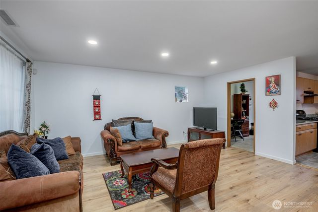 17008 SE 183rd Place, Renton, WA 98058