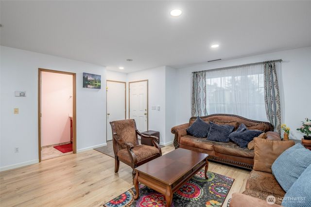 17008 SE 183rd Place, Renton, WA 98058