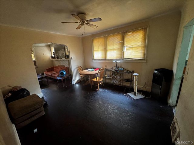 14053 Strathmoor Street, Detroit, MI 48227