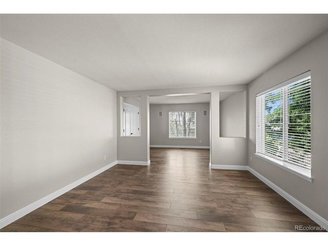 3741 Florentine Dr, Longmont, CO 80503
