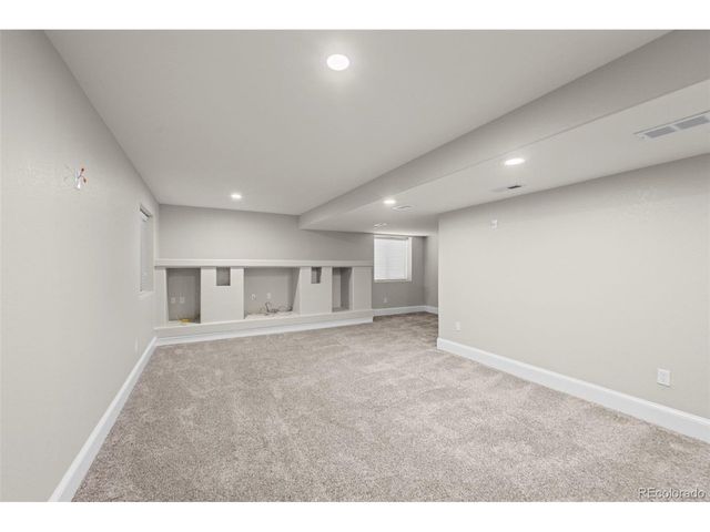 3741 Florentine Dr, Longmont, CO 80503