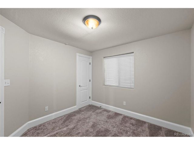 3741 Florentine Dr, Longmont, CO 80503