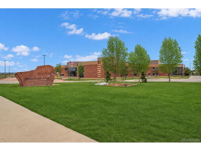 3741 Florentine Dr, Longmont, CO 80503