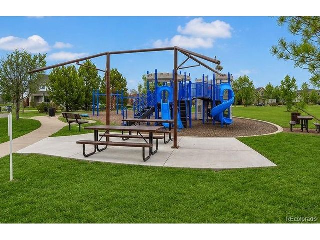 3741 Florentine Dr, Longmont, CO 80503