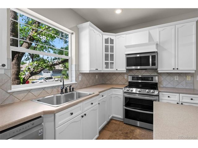 3741 Florentine Dr, Longmont, CO 80503