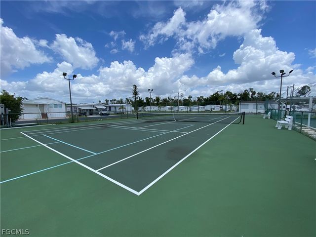 172 Vista Mar DR, North Fort Myers, FL 33903