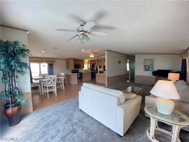 172 Vista Mar DR, North Fort Myers, FL 33903