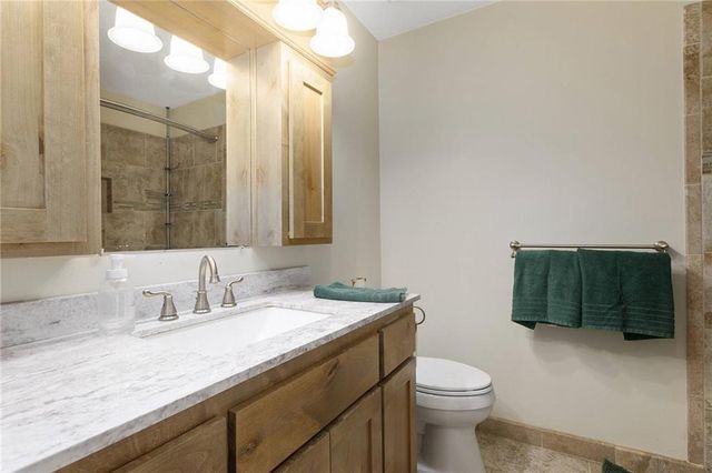 9013 W 48th Terrace, Merriam, KS 66203