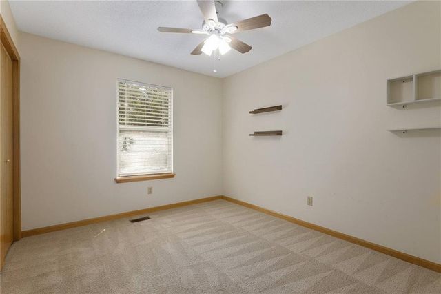 9013 W 48th Terrace, Merriam, KS 66203
