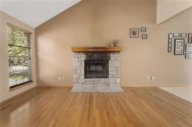 9013 W 48th Terrace, Merriam, KS 66203