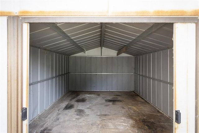 9013 W 48th Terrace, Merriam, KS 66203