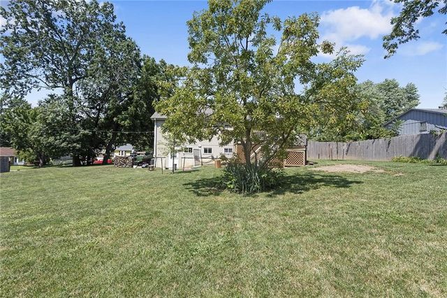 9013 W 48th Terrace, Merriam, KS 66203