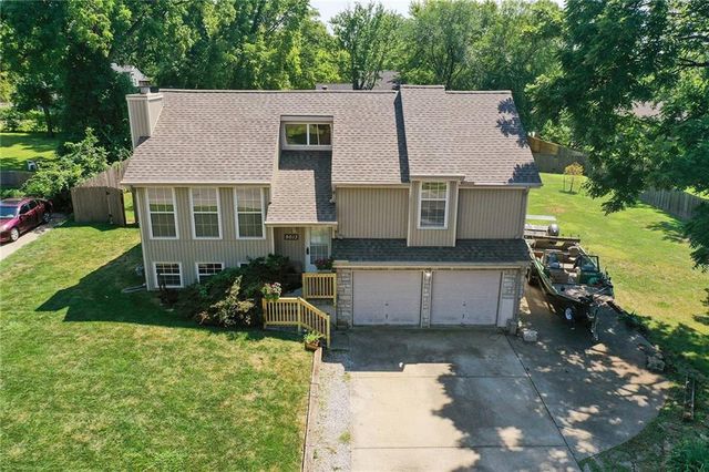 9013 W 48th Terrace, Merriam, KS 66203