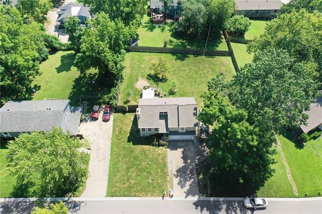 9013 W 48th Terrace, Merriam, KS 66203