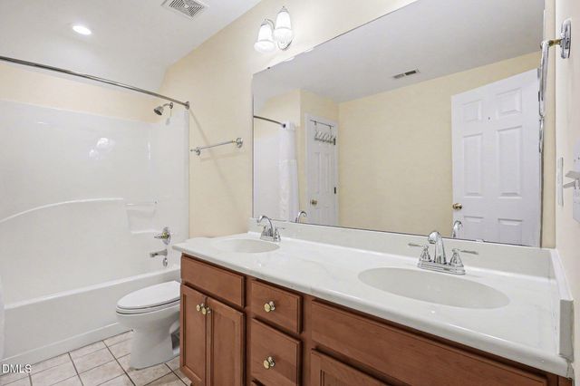 1108 Neuse Ridge Drive, Clayton, NC 27527