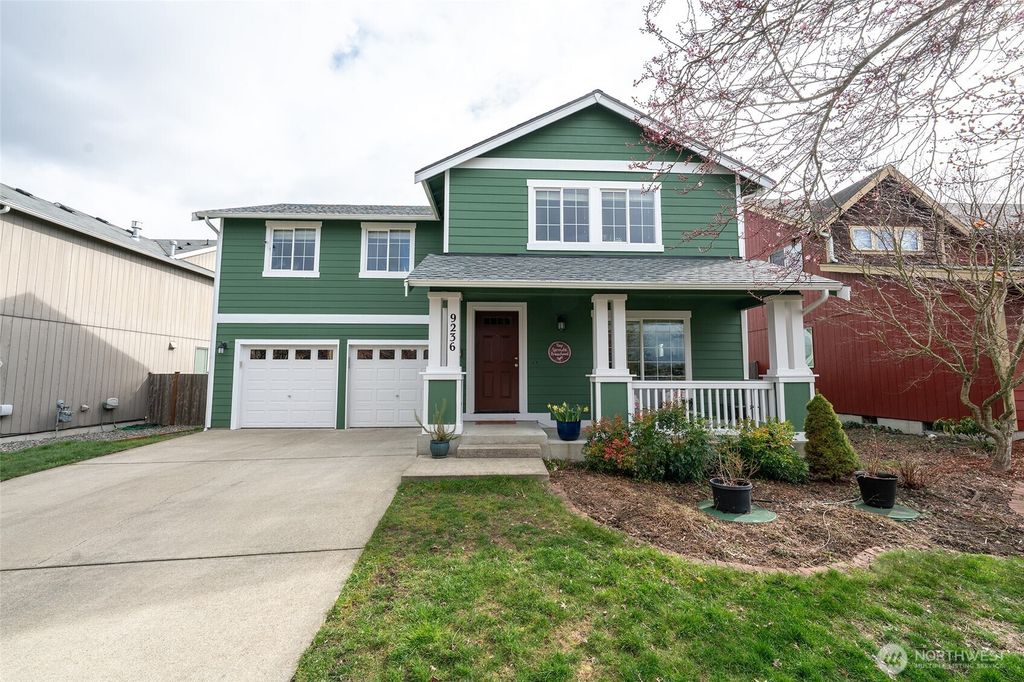 9236 Carys Street SE, Yelm, WA 98597