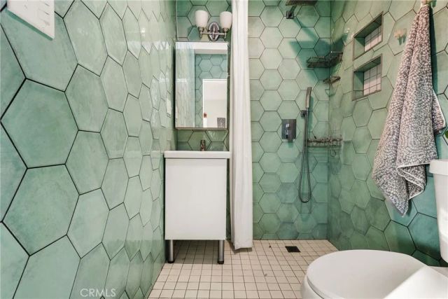 2320 Locust, Long Beach, CA 90806