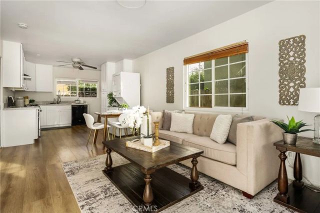 2320 Locust, Long Beach, CA 90806