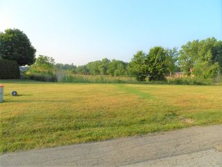 924 Eagle Pointe Drive, Saint Joseph, MI 49085