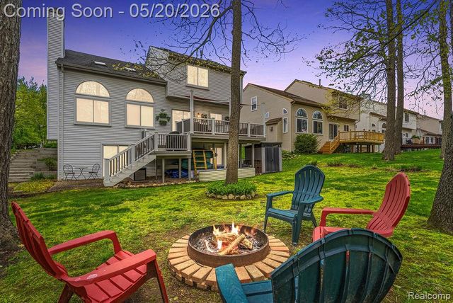 1558 Chelsea Circle, Howell, MI 48843