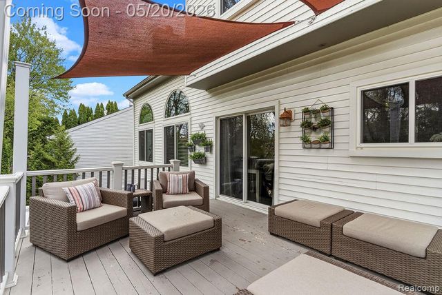 1558 Chelsea Circle, Howell, MI 48843