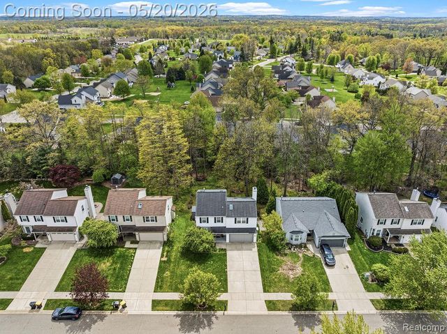 1558 Chelsea Circle, Howell, MI 48843