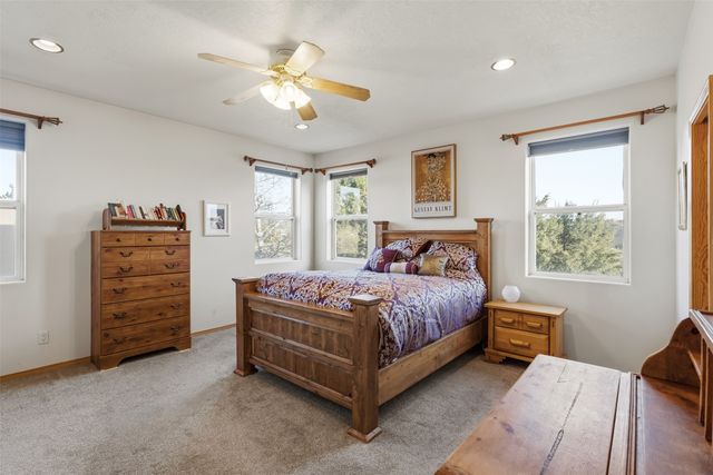 3133 Pueblo Hawikuh, Santa Fe, NM 87507