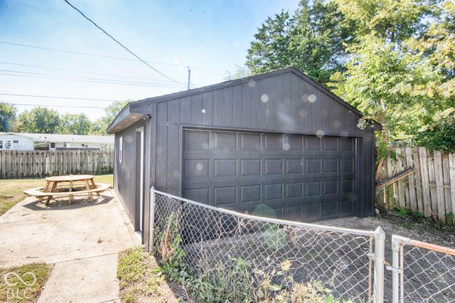 6731 W 16th Street, Indianapolis, IN 46214