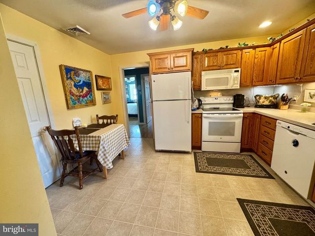 68 BARDS WAY, Pottstown, PA 19464