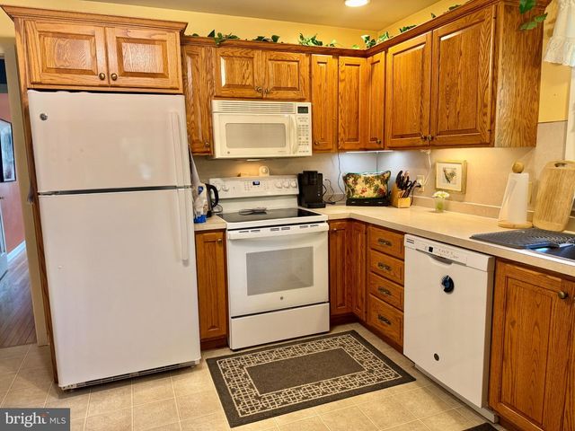 68 BARDS WAY, Pottstown, PA 19464