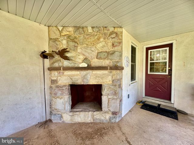 68 BARDS WAY, Pottstown, PA 19464